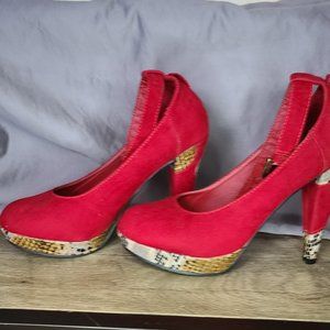 Red circle heels